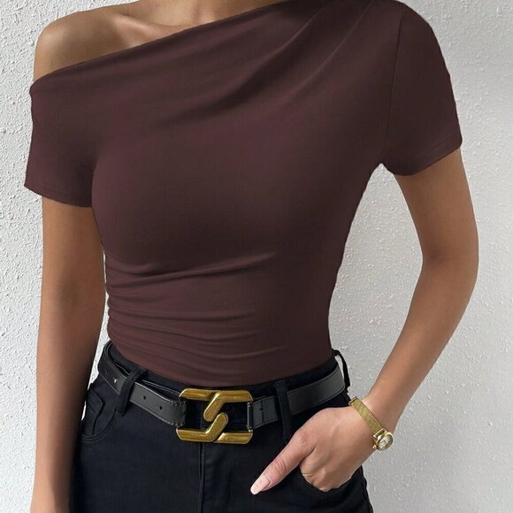 Coffee Brown Casual Women's Slim Fit Solid Color Collar Pleated Short Sleeve Tee - Picture 6 of 7